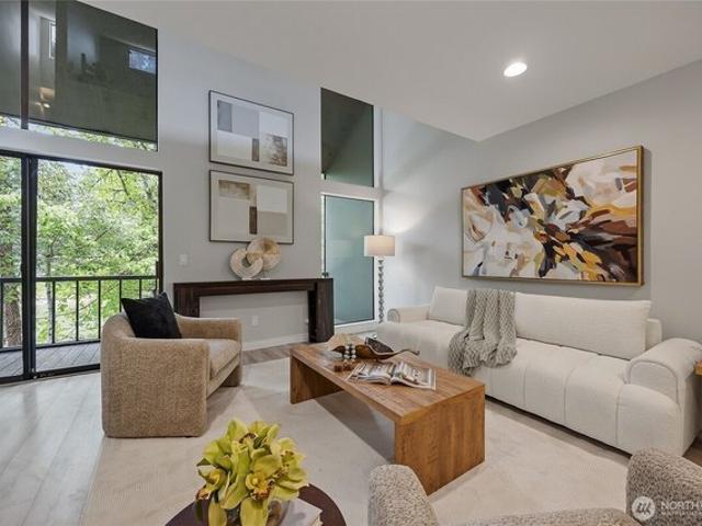 Townhouse for sale in Redmond, Washington