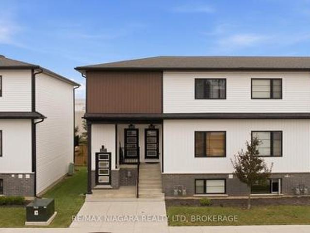 Townhouse for rent in Niagara, Ontario