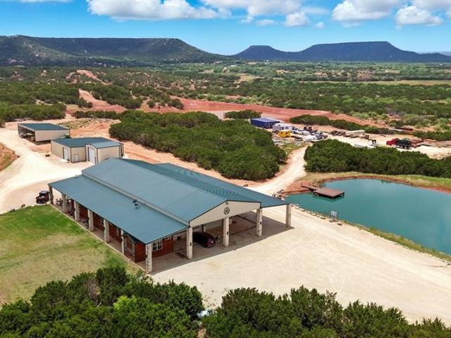 Farm for sale in Taylor, Texas