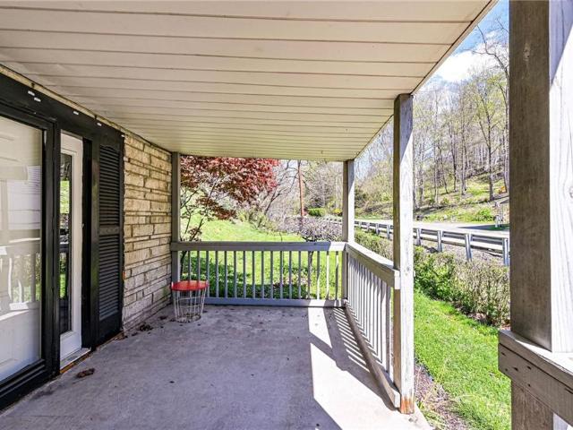 House for sale in Yukon, Pennsylvania