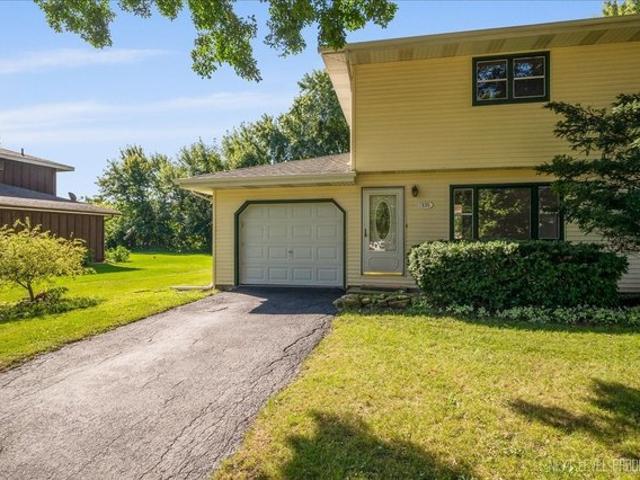 Townhouse for sale in Hinckley, Illinois