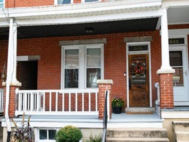 Townhouse for sale in Chestnut Hill, Lancaster