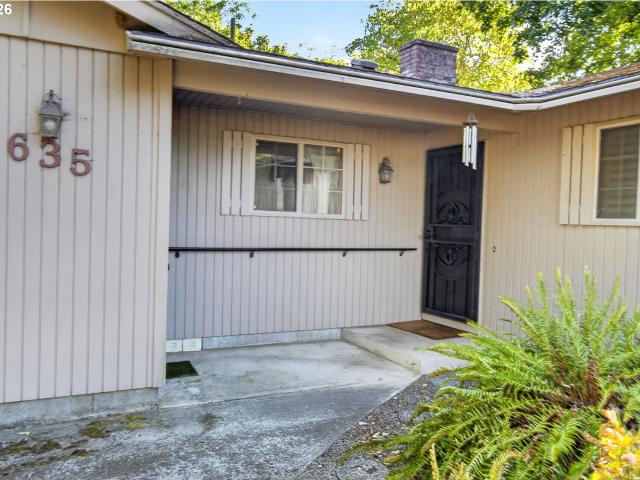 House for sale in Oregonia