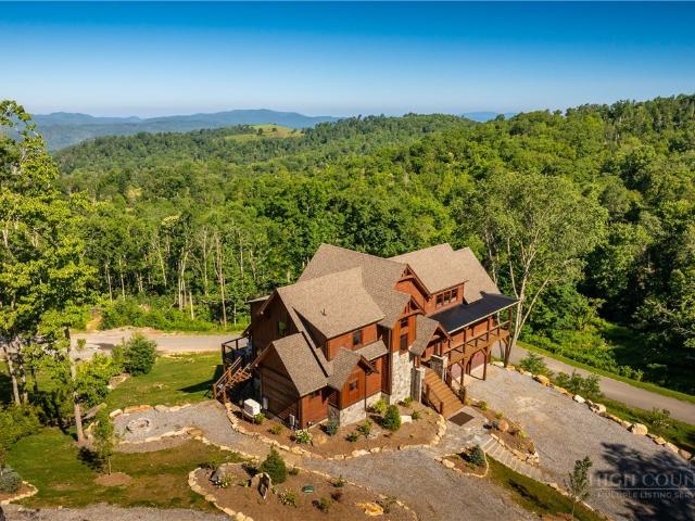 House for sale in Avery, North Carolina