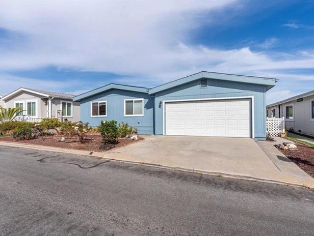 House for sale in Vista, California
