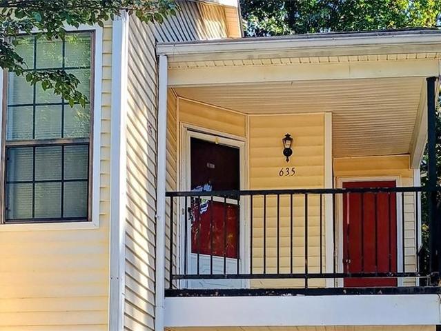 Condo for sale in Stone Mountain, DeKalb County