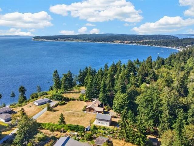 House for sale in Freeland, Washington