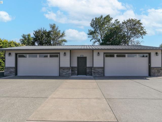 House for sale in Oregonia