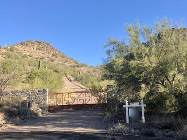 Land for sale in Carefree, Arizona