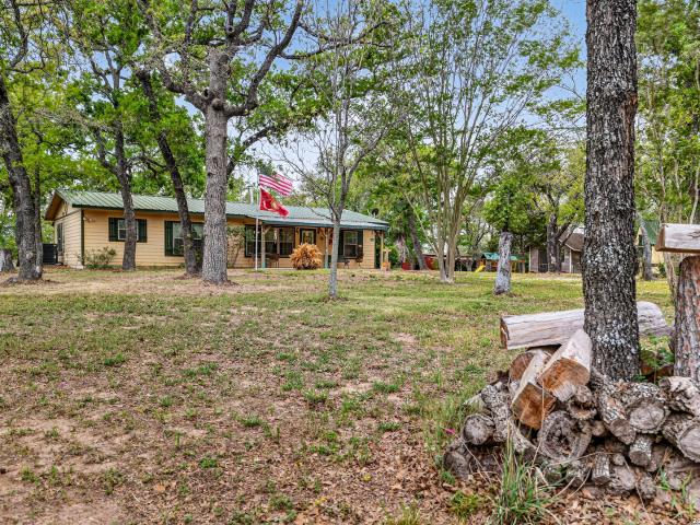 Property for sale in Kingsbury, Texas