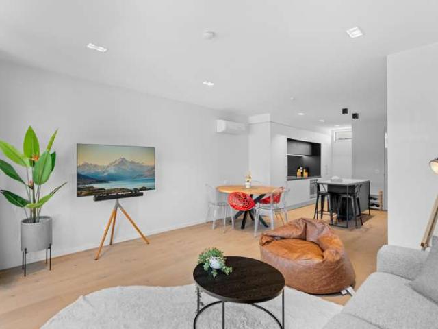 Townhouse for sale in Heathcote, Canterbury