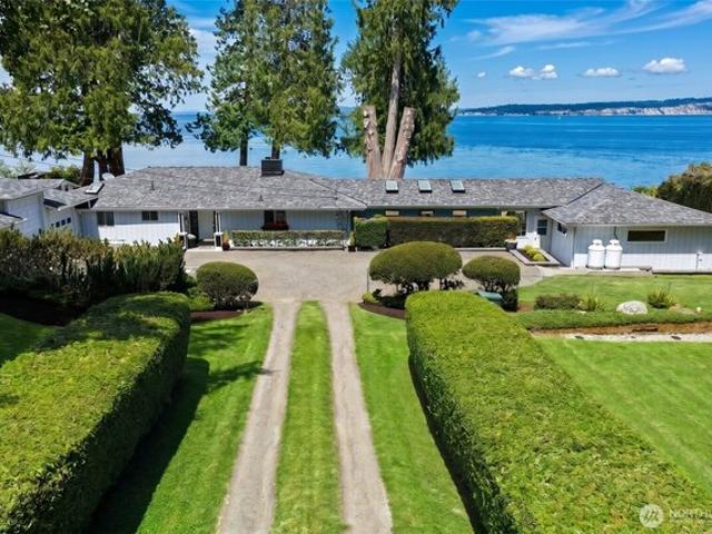 House for sale in Hansville, Washington