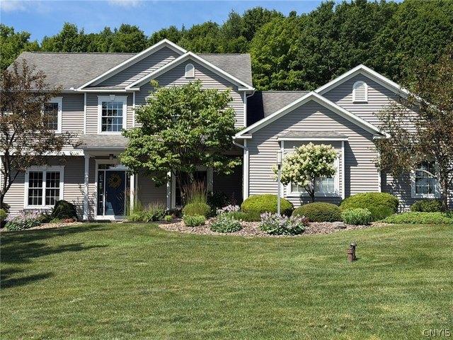 House for sale in Jamesville, New York