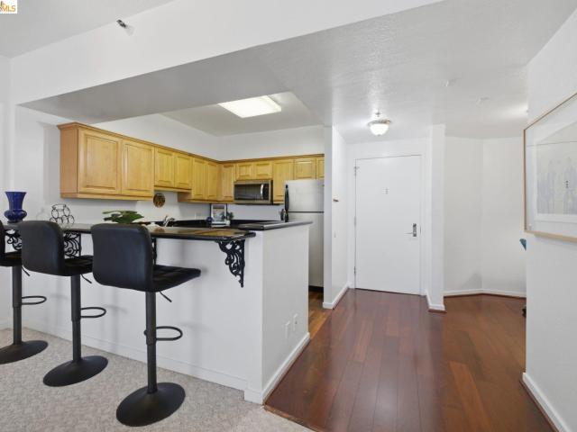 Condo for sale in Emeryville, Alameda County