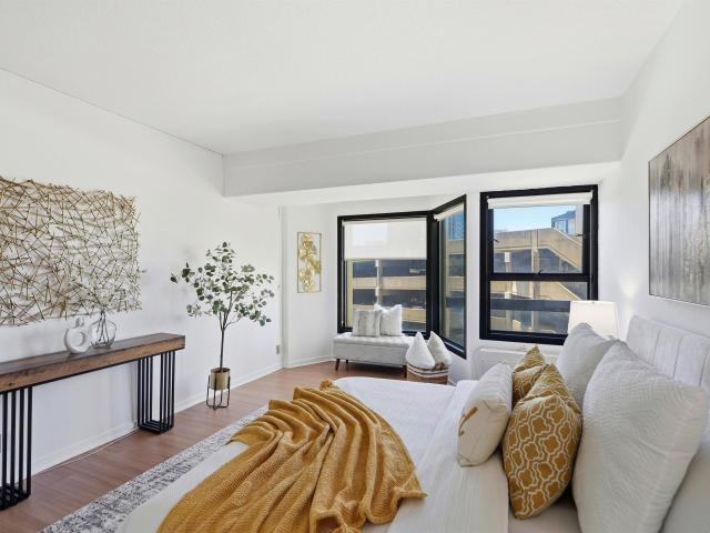 Condo for sale in Emeryville, California