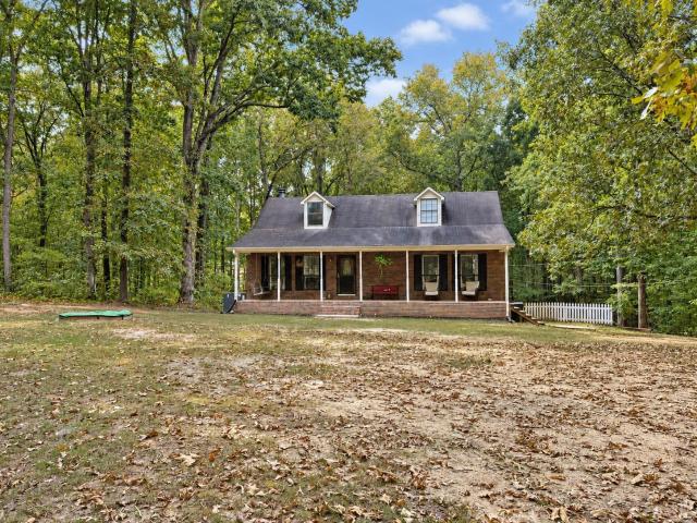House for sale in Crooked Oak, Tuscumbia