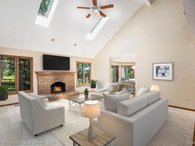 House for sale in Almont House for sale in Almont
