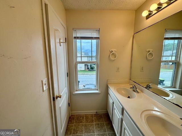 Townhouse for sale in Rex Townhouse for sale in Rex