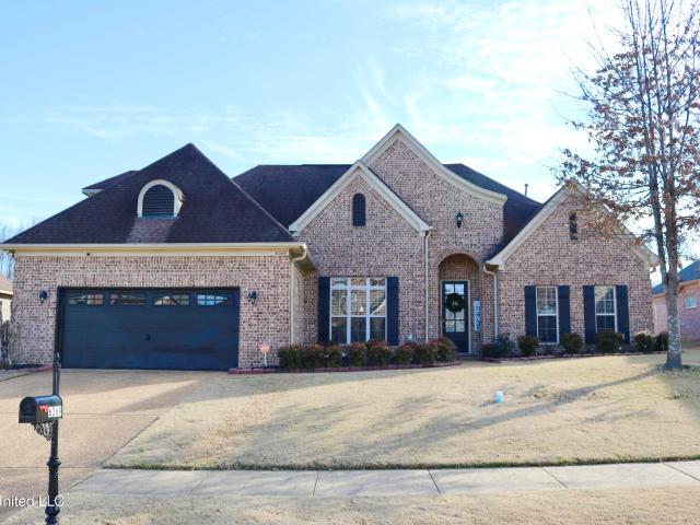House for sale in Nesbit, Mississippi