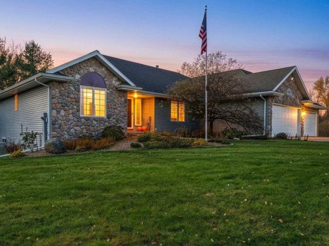 House for sale in Abrams, Town of Abrams