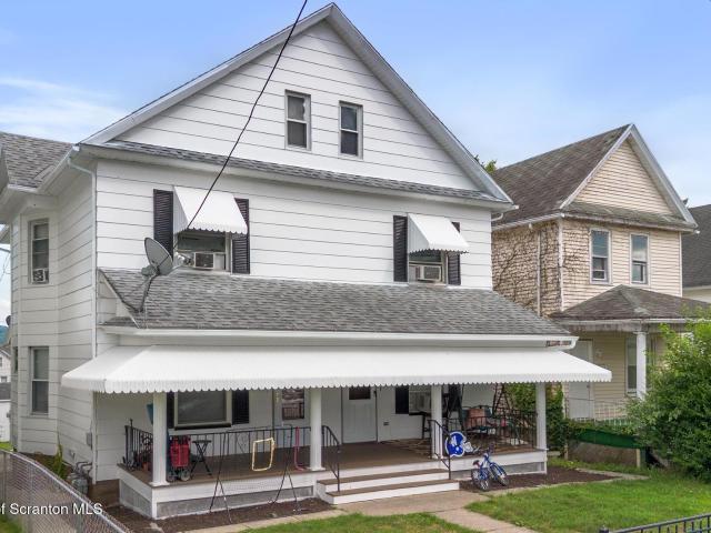 House for sale in West Side, Scranton