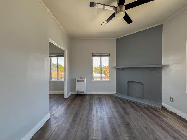 Apartment for rent in Long Beach, California