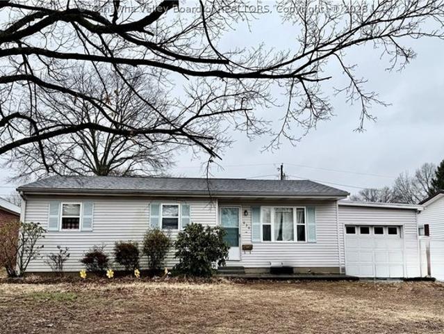 House for sale in Ravenswood, West Virginia