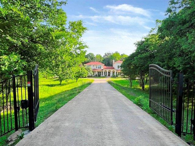 House for sale in Sunnyvale, Texas
