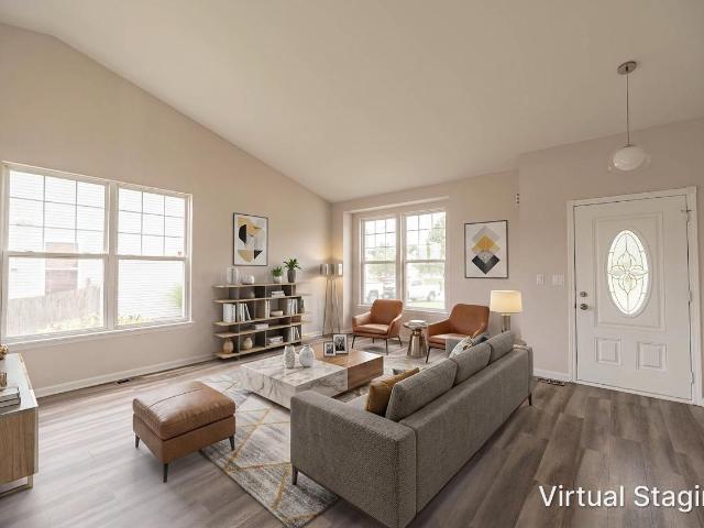 House for sale in North Aurora, Illinois
