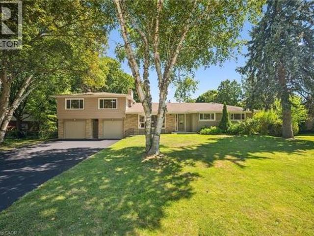 House for sale in Ancaster, Ontario