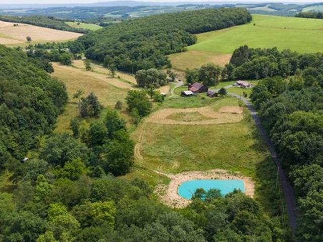 House for sale in Bedford, Pennsylvania