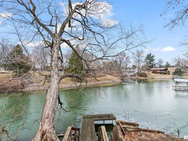 House for sale in Petersburg, Illinois