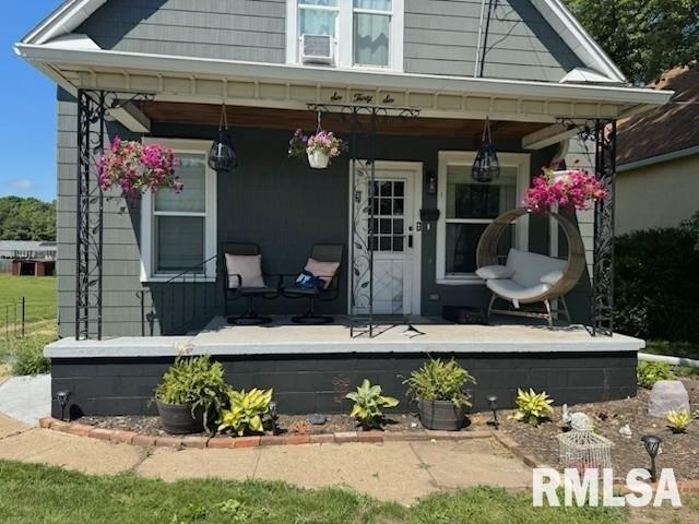 House for sale in Fulton, Illinois