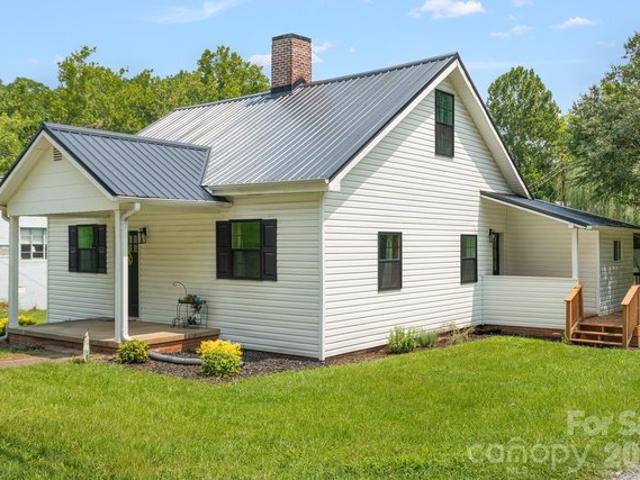 House for sale in Tryon, North Carolina