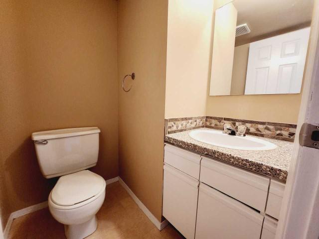 House for rent in Wedgewood, Alberta