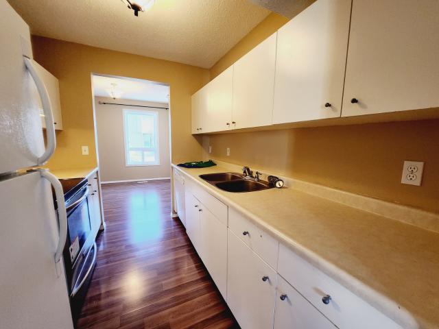 Apartment for rent in Wedgewood, Alberta