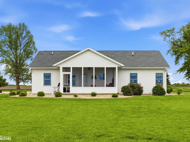 House for sale in Stronghurst, Illinois