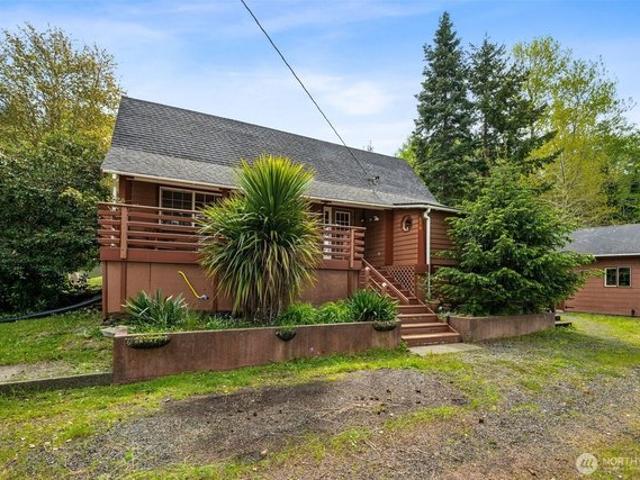 House for sale in South Bend, Washington