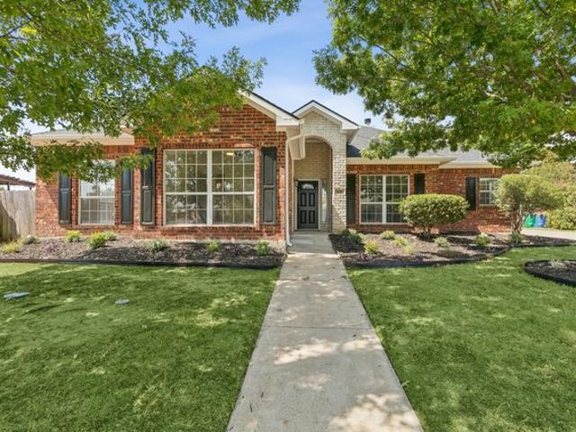 House for sale in Crowley, Tarrant County