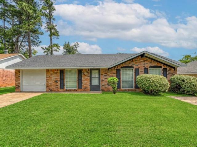 House for sale in Morris, Texas