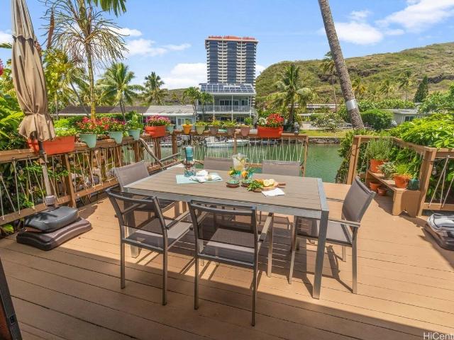 Townhouse for sale in Honolulu