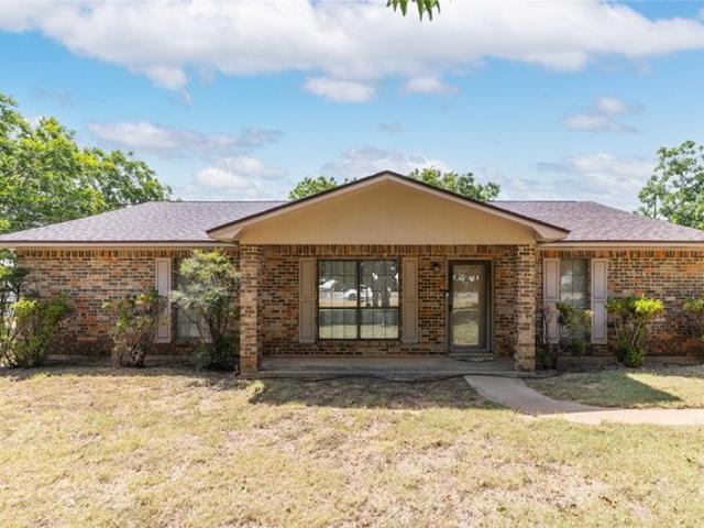 House for sale in De Leon, Texas