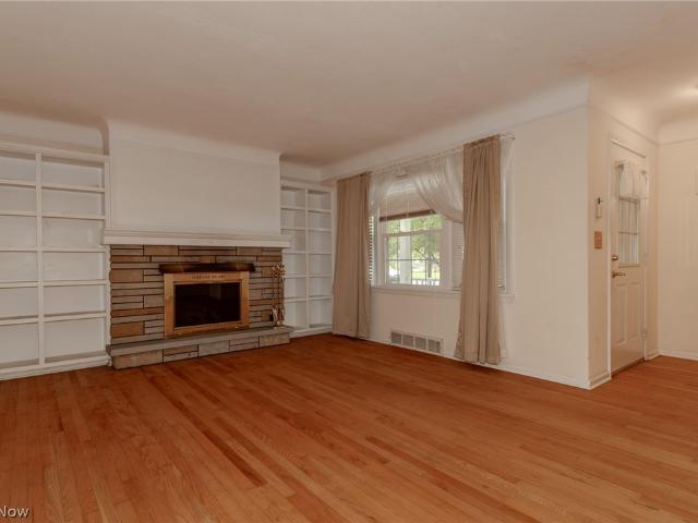 House for sale in Mentor-on-the-Lake, Mentor
