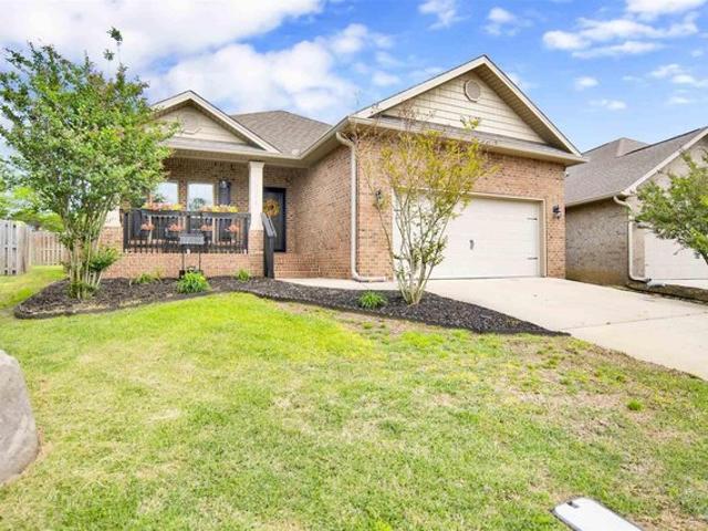 House for sale in Pace, Florida