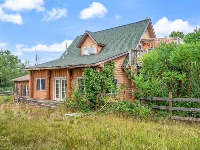 House for sale in Chippewa Lake, Chippewa Township