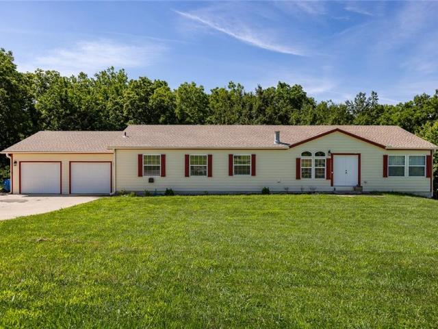 House for sale in Lathrop, Missouri