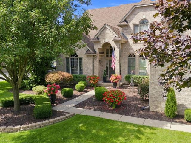 House for sale in The Ravines at the Orchards, Washington Charter Township