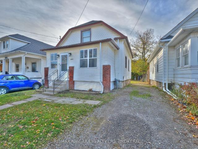House for sale in Niagara, Ontario