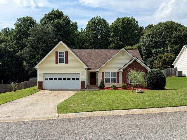 House for sale in Flowery Branch, Georgia