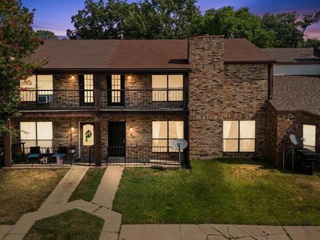 Townhouse for sale in Northwest Hills, Longview